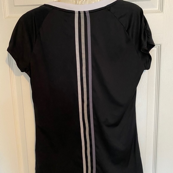 m Women’s Adidas Running Shirt - Picture 3 of 3